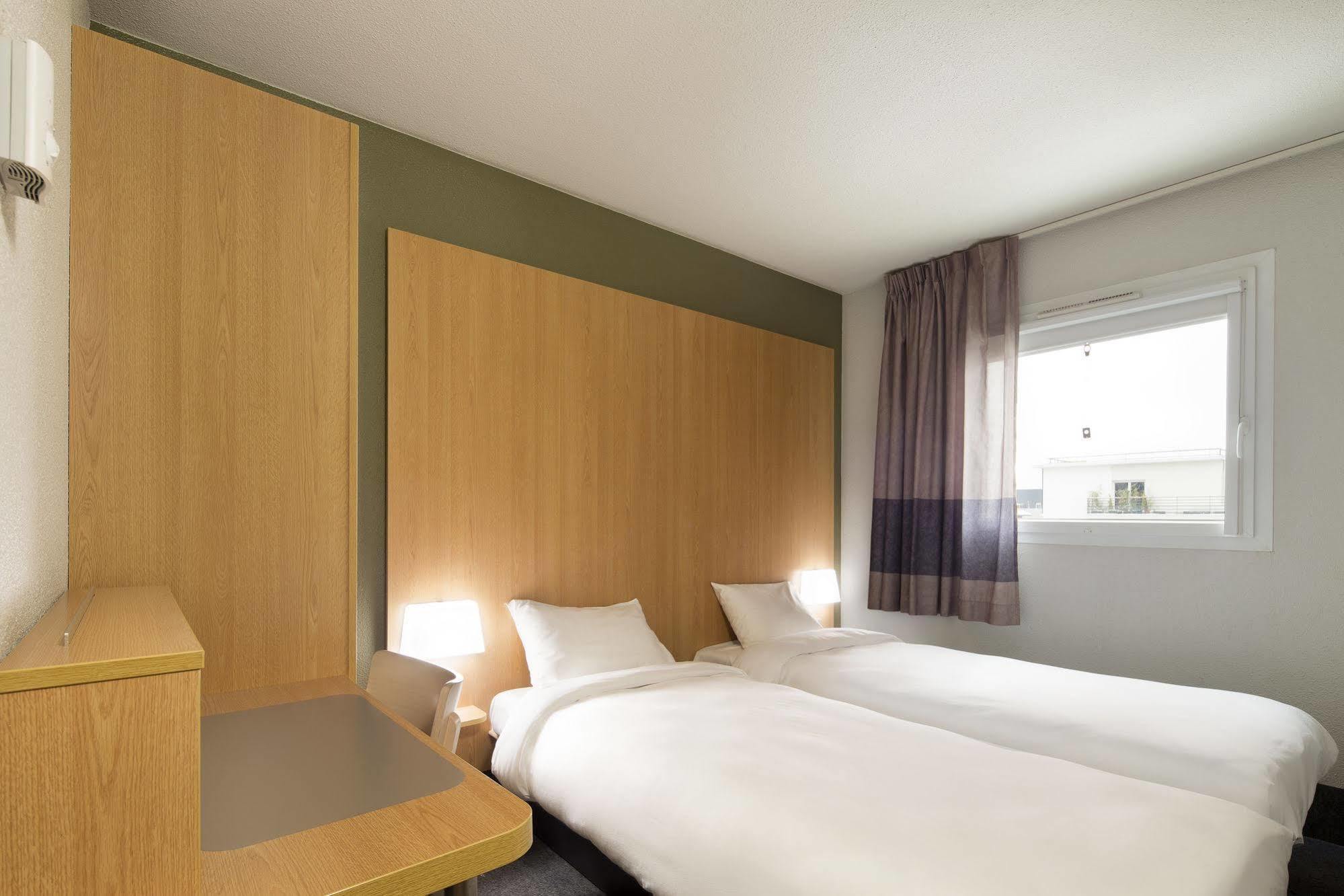 B&B Hotel Montlhery リナ エクステリア 写真